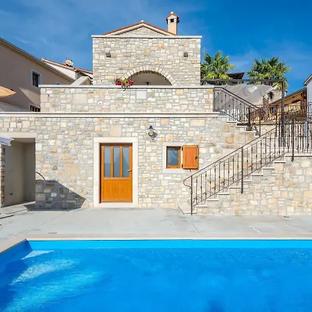 Holiday House Neno Casa de Férias *