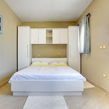 Casa de Férias Holiday House Neno Beram